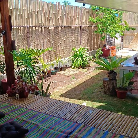 Bella'S Bed & Breakfast Dauis Ngoại thất bức ảnh