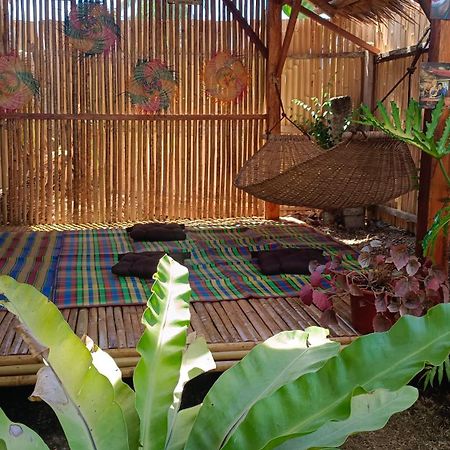 Bella'S Bed & Breakfast Dauis Ngoại thất bức ảnh